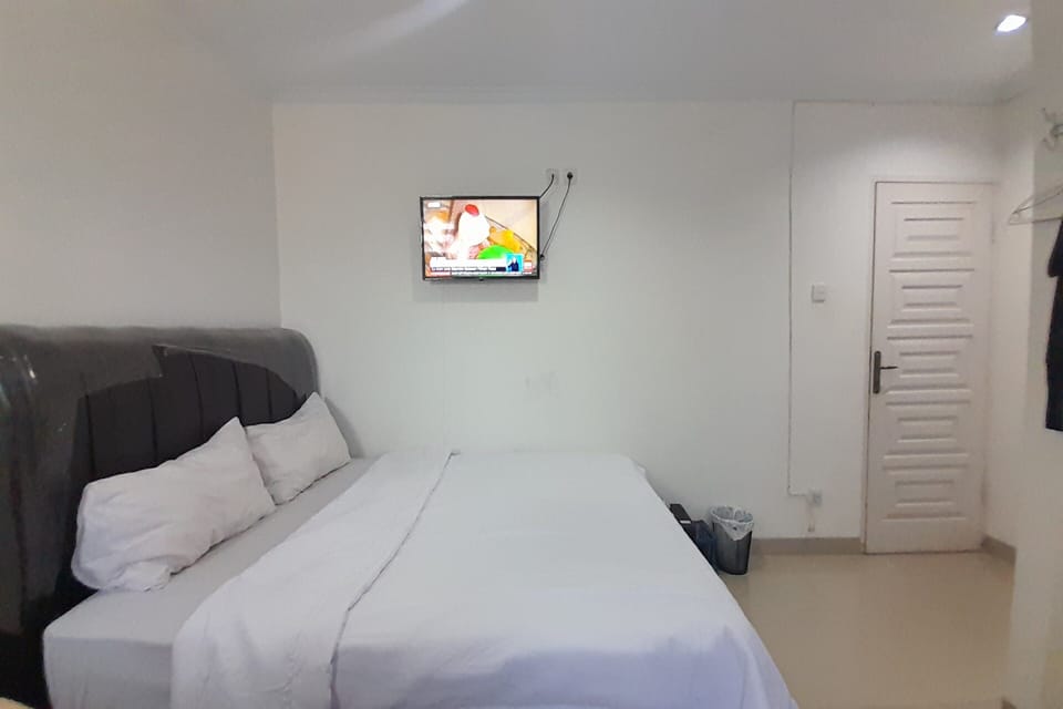 Standard Double Room | WiFi (free), bed sheets