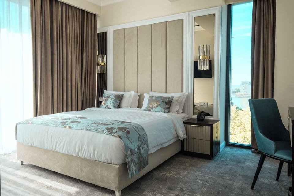 Minibar, in-room safe, desk, blackout drapes