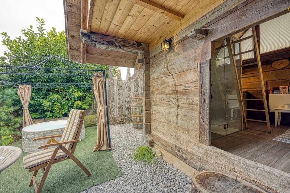 Family House, Multiple Bedrooms (Tiny-Mini Bertl With Hot Tub) | Exterior