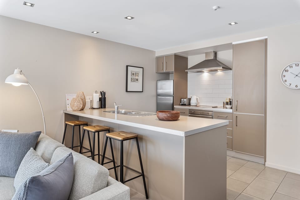 Design Apartment | Private kitchen | Full-size fridge, microwave, oven, stovetop