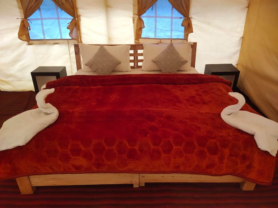 Deluxe Tent | 1 bedroom, bed sheets