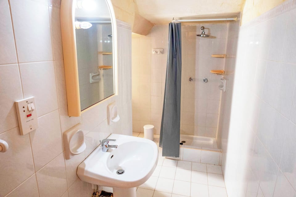 Nirvana Gozitan Villa & Pool House in Malta
