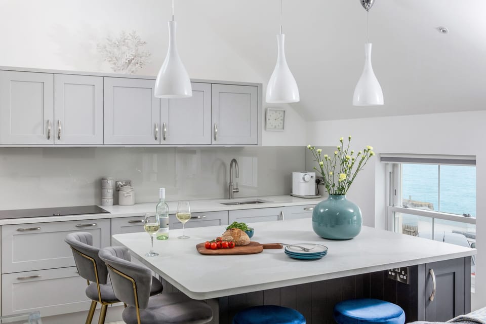 Fridge, dishwasher, electric kettle, toaster