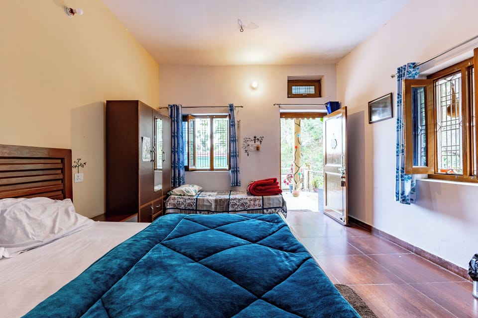 Premium Spacious Room with Terrace | Desk, rollaway beds, free WiFi, bed sheets