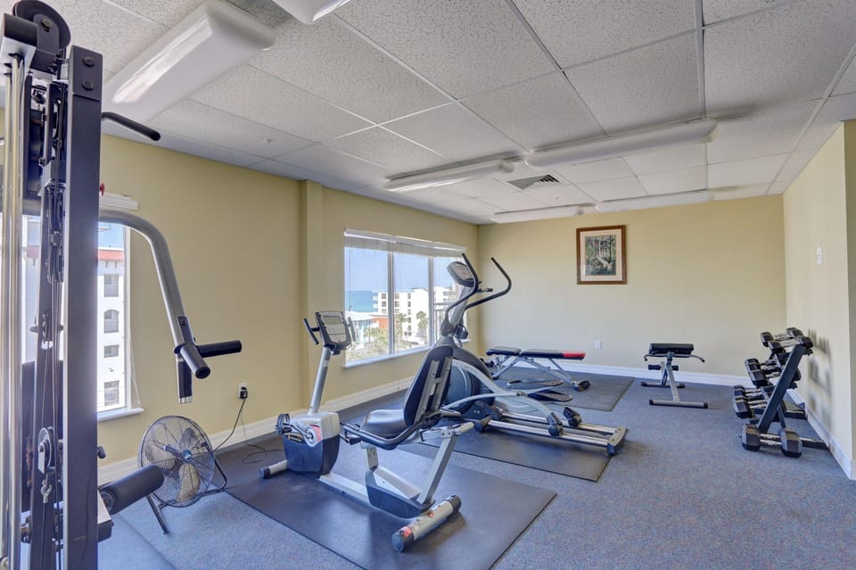 Madeira Bay Resort I 1504 Apartment in Madeira Beach