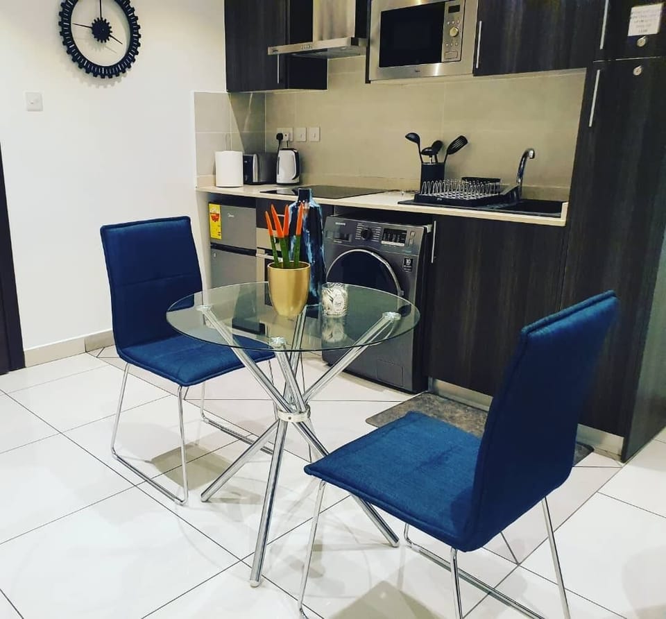 Luxury Apartment | Private kitchen | Fridge, microwave (on request), oven, stovetop