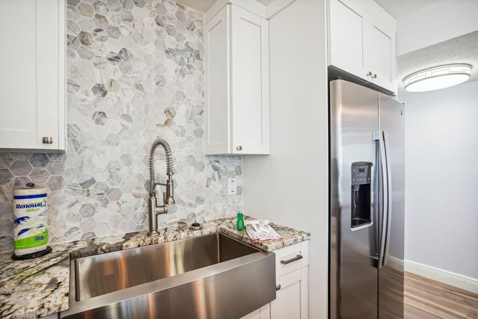 Condo, Multiple Beds (Madeira Vista 601) | Interior