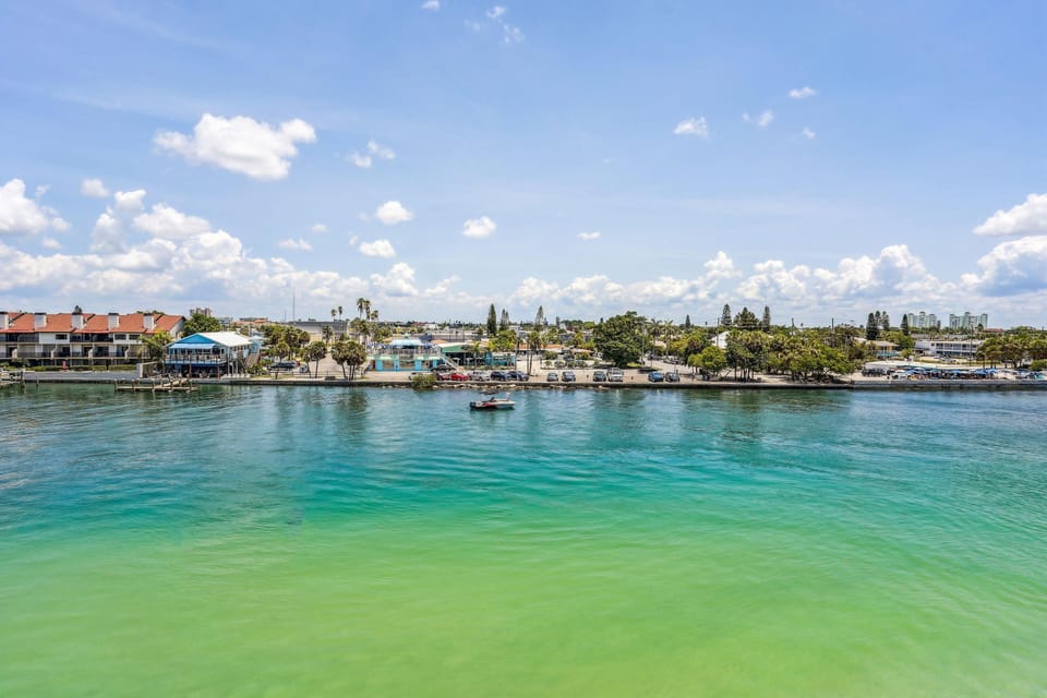 Condo, Multiple Beds (Land's End 4-404 Bay Front - Premier) | Miscellaneous