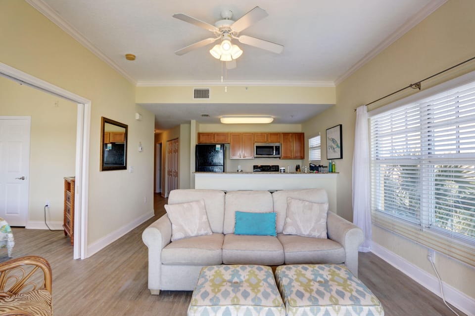Condo, Multiple Beds (Palms Of Treasure Island #210) | Living area | TV
