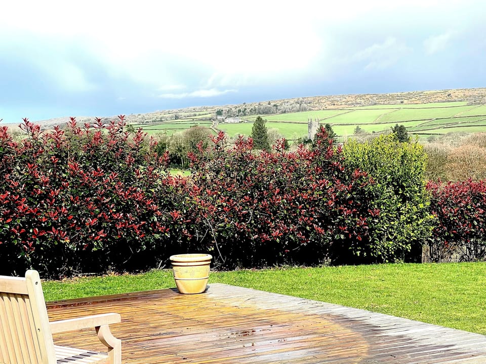 Cottage | Property grounds