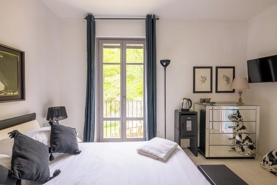 Double Room, Garden View | Premium bedding, down comforters, in-room safe, blackout drapes