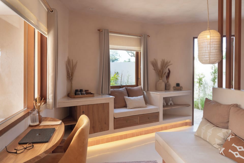 Signature Suite, 1 King Bed, Patio, Pool View | 1 bedroom, minibar, in-room safe, desk