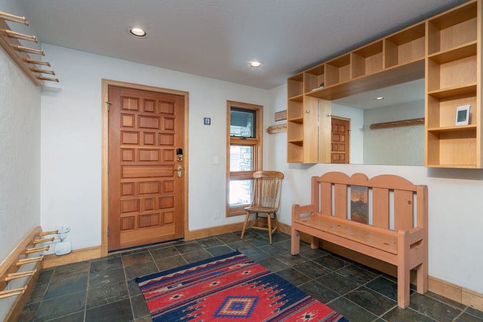 Townhome, 2 Bedrooms | Interior