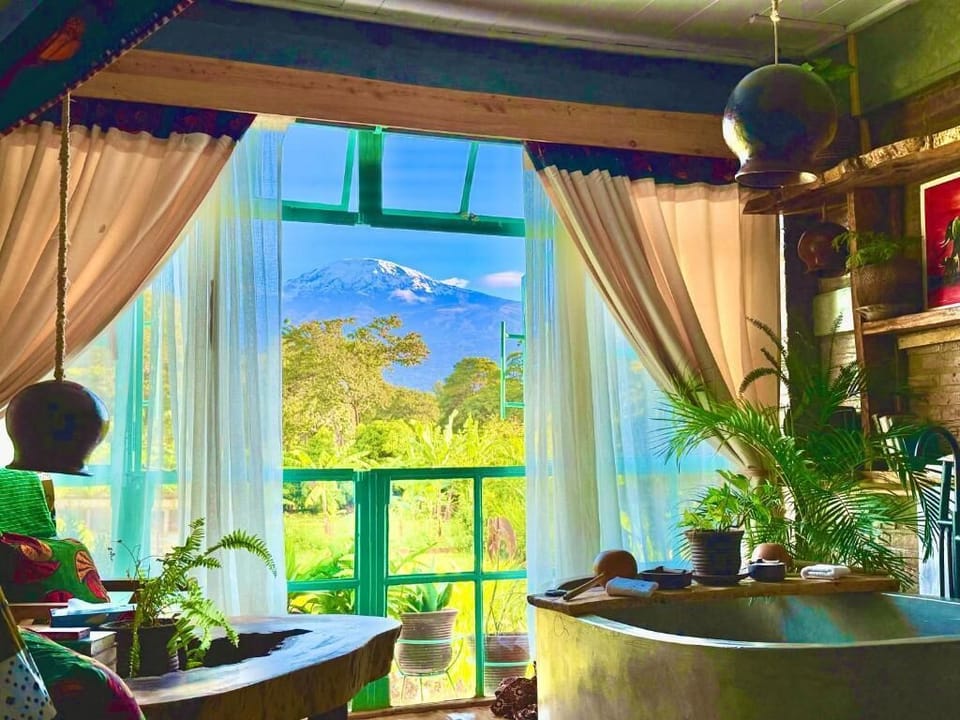 Superior Double Room, 1 Double Bed, Non Smoking, Mountain View | Hypo-allergenic bedding, free WiFi, bed sheets