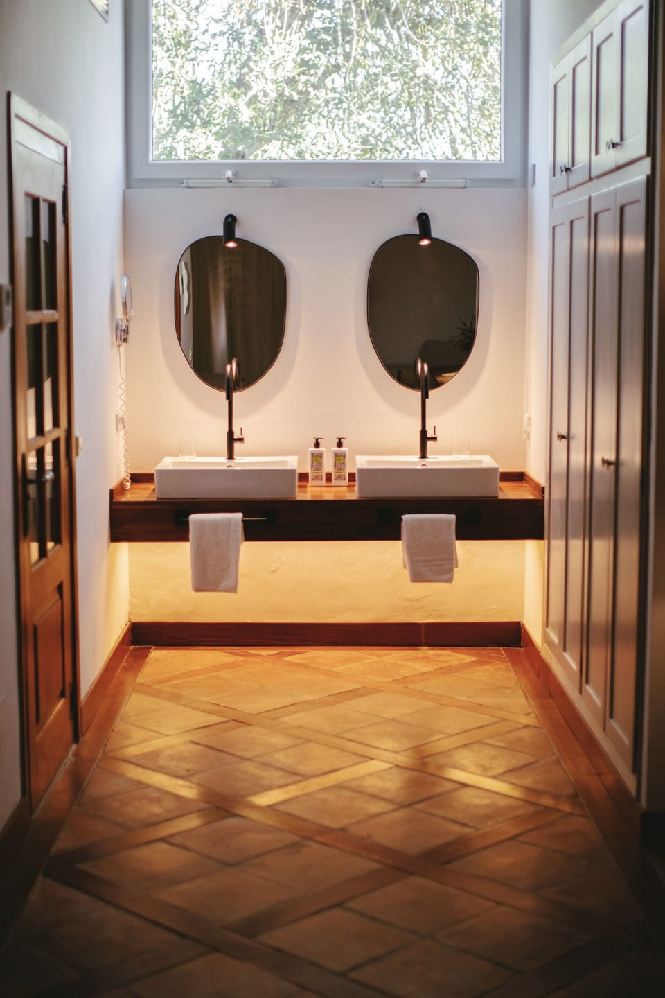 Suite | Premium bedding, minibar, in-room safe, desk