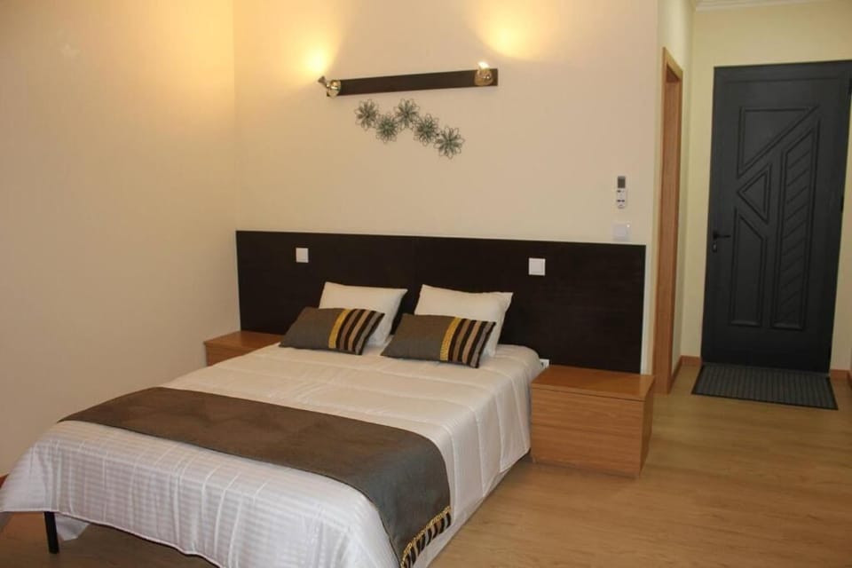 Standard Double Room | Desk, free WiFi, bed sheets