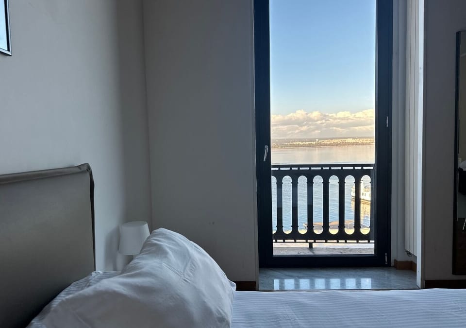 Down comforters, minibar, free WiFi, bed sheets