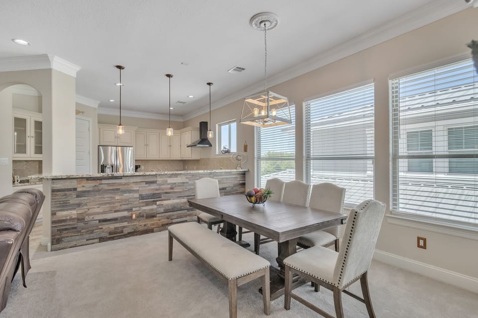 House, 4 Bedrooms | Private kitchen | Fridge, oven, coffee/tea maker