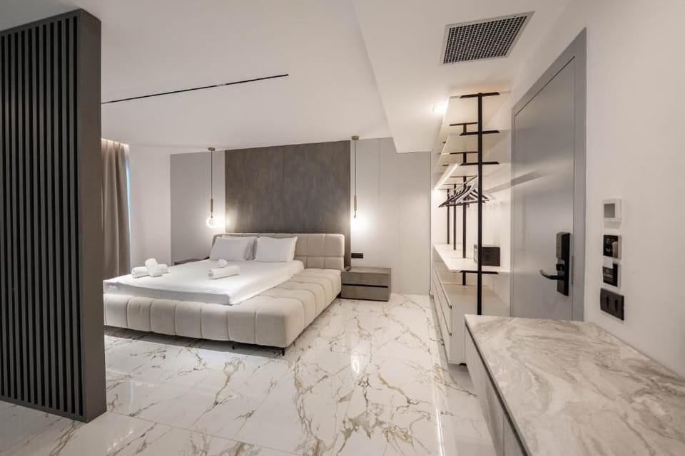 Suite, Sea View | Soundproofing, free WiFi