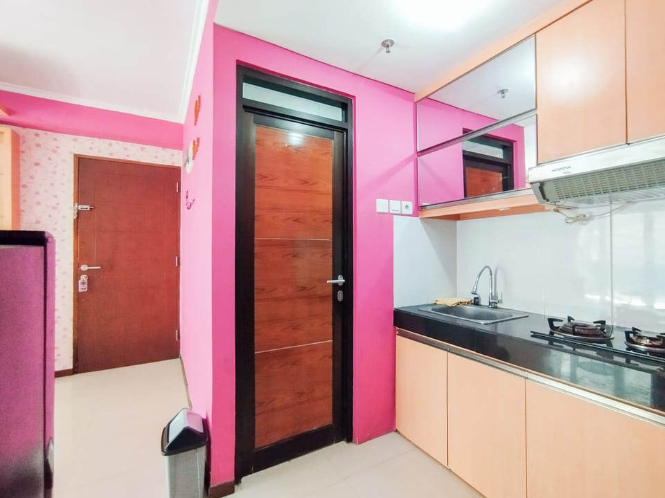 Apartment | Private kitchen | Fridge, stovetop, rice cooker