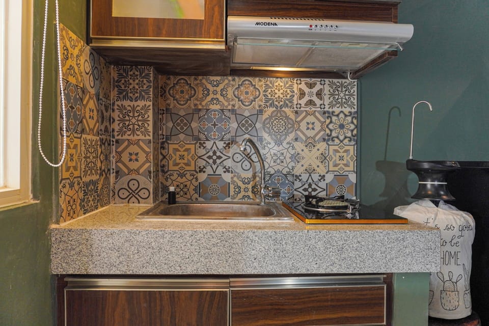 Studio | Private kitchen | Fridge, stovetop, rice cooker