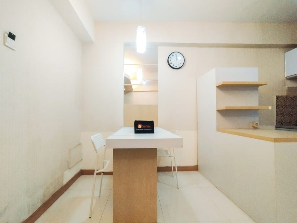 Apartment | Private kitchen | Fridge, stovetop, rice cooker