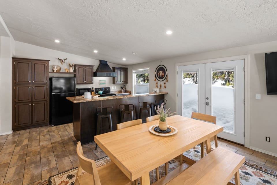 House | Private kitchen | Full-size fridge, microwave, oven, stovetop