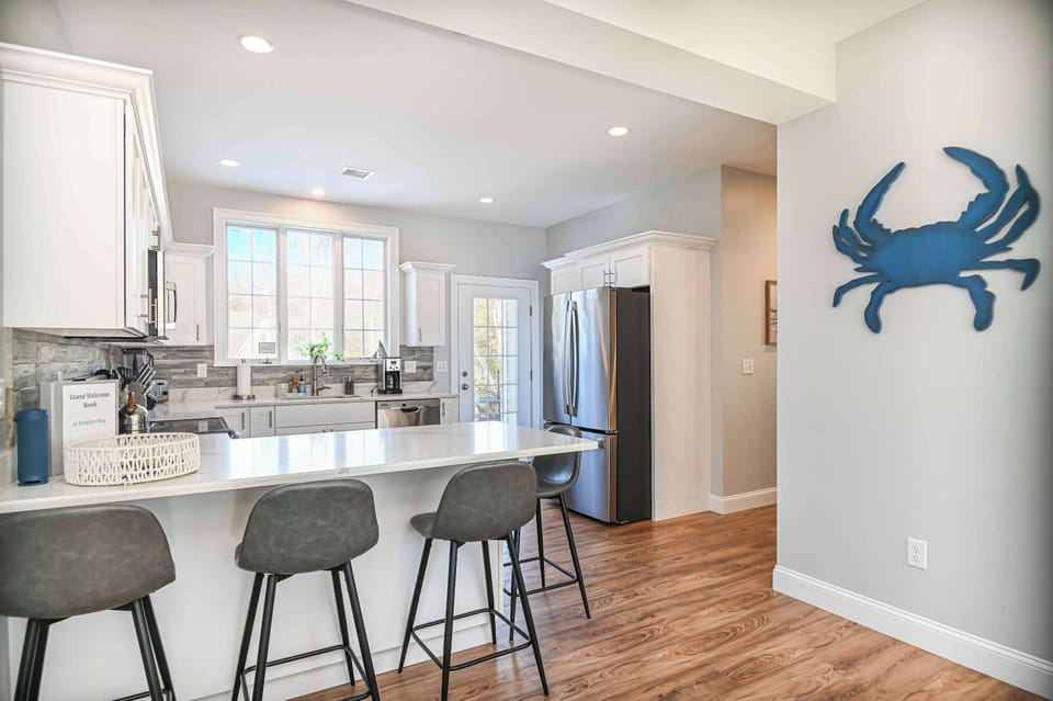 House, Multiple Beds, Pool Access, Garden View (Maritime Meadows) | Private kitchen | Fridge, microwave, oven, stovetop