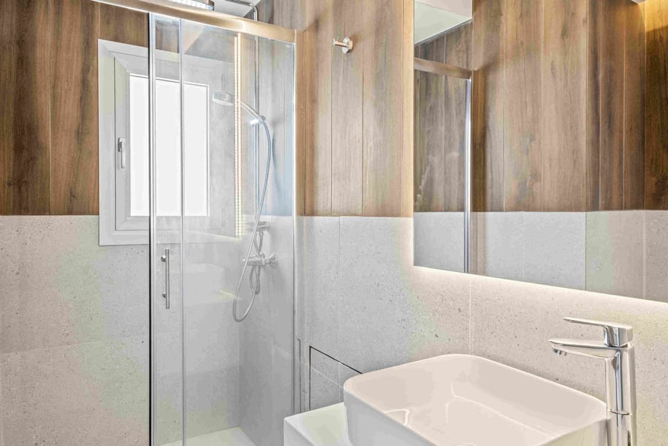 Luxury Suite | Bathroom