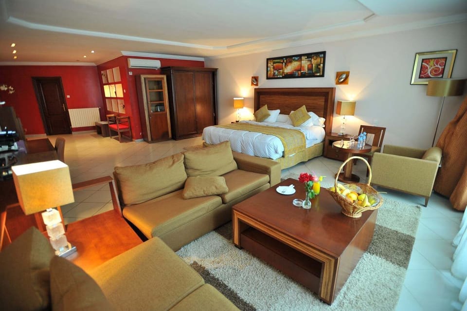 Superior Quadruple Room, Private Bathroom | Premium bedding, minibar, laptop workspace, cribs (free)