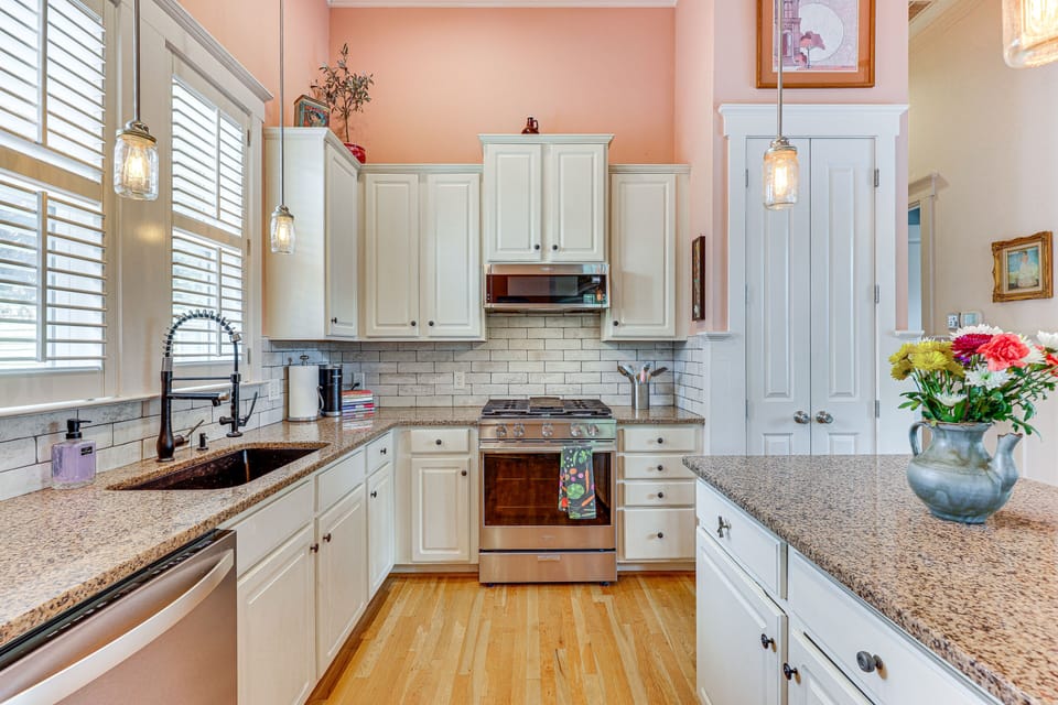 Cottage (2 Bedrooms) | Interior