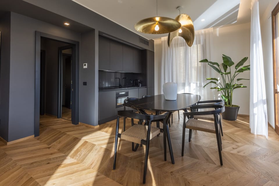 Luxury Apartment | Private kitchen | Full-size fridge, microwave, oven, stovetop