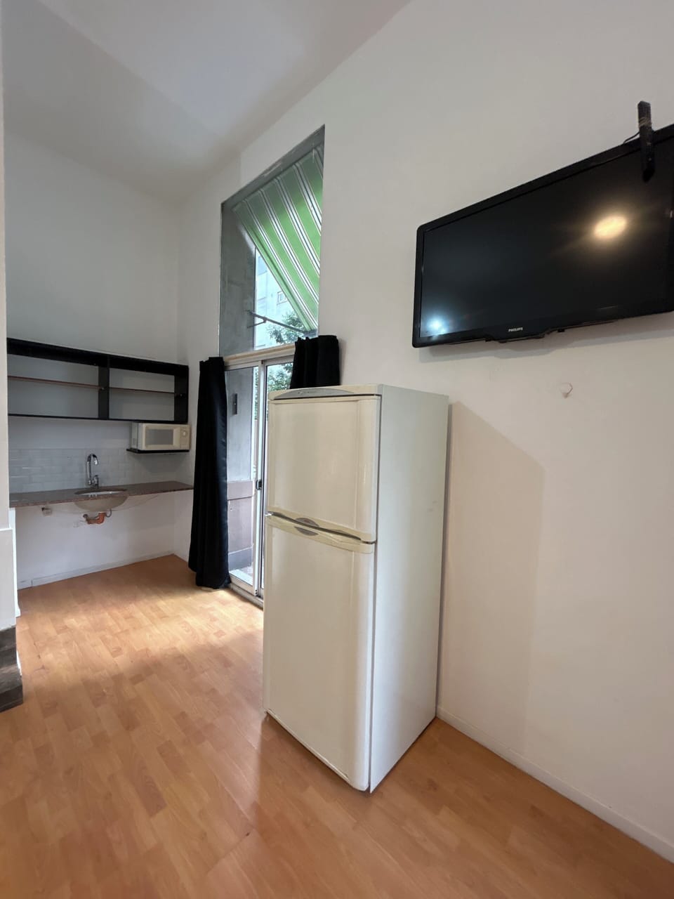 Superior Apartment | Private kitchen | Full-size fridge, microwave, cookware/dishes/utensils
