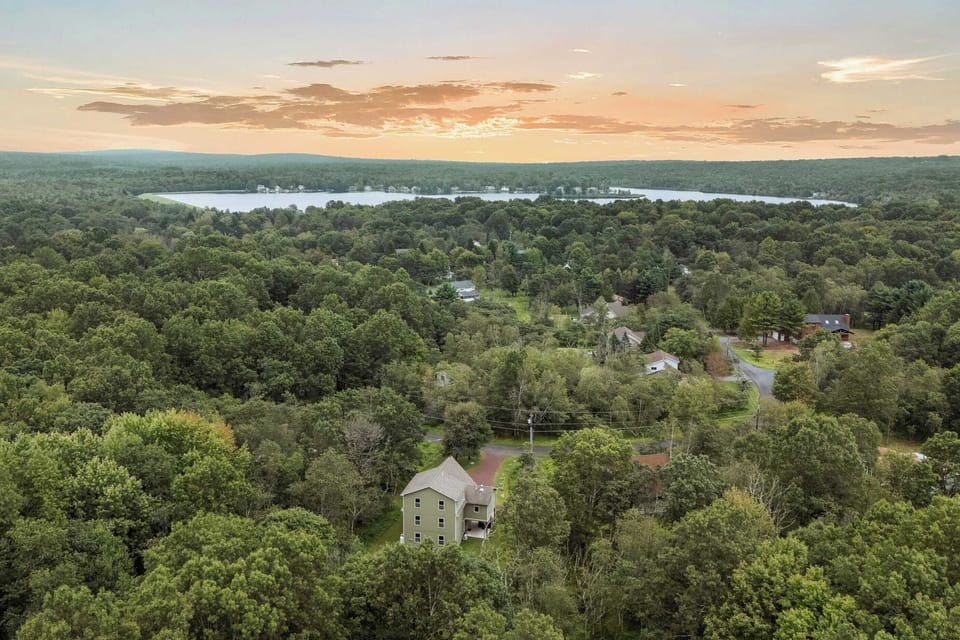 House (Multiple Bedrooms) | Interior