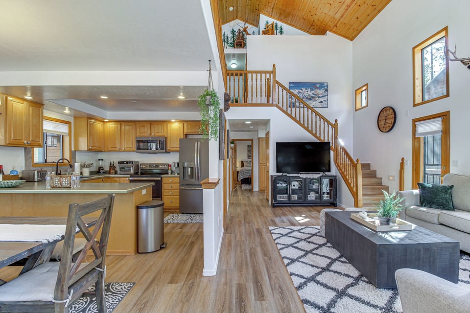 House (3 Bedrooms) | Interior