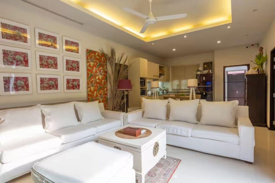 Luxury Villa | Living area