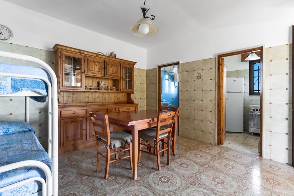 Apartment | Dining room