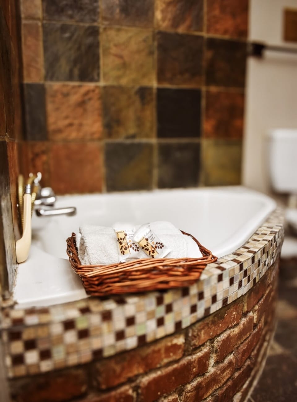 Basic Double or Twin Room | Bathroom | Towels