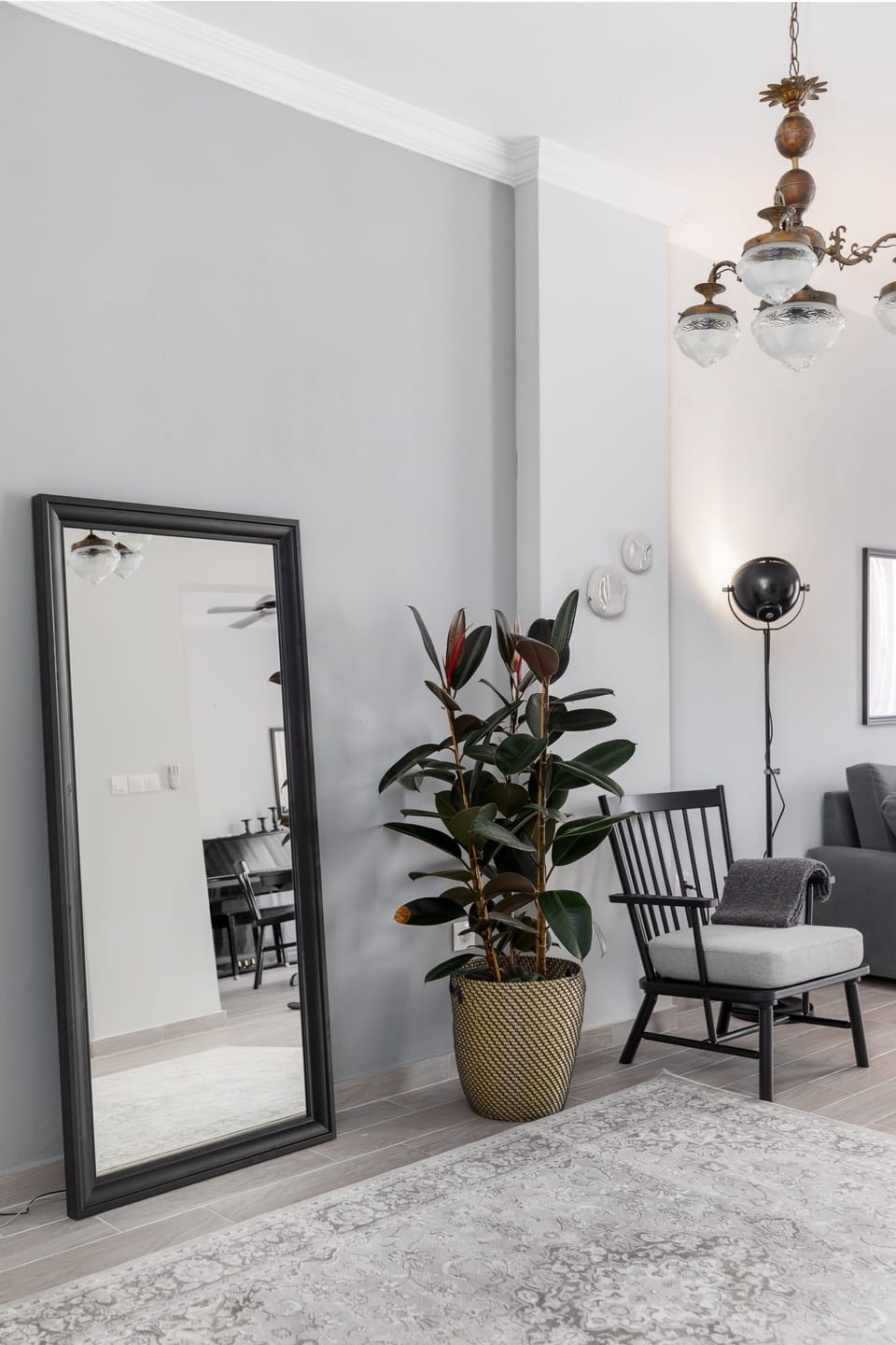 City Apartment, 2 Bedrooms | Living area | 40-inch Smart TV with cable channels