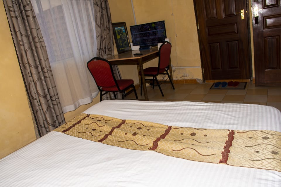 Business Double Room | Individually decorated, desk, laptop workspace, free WiFi