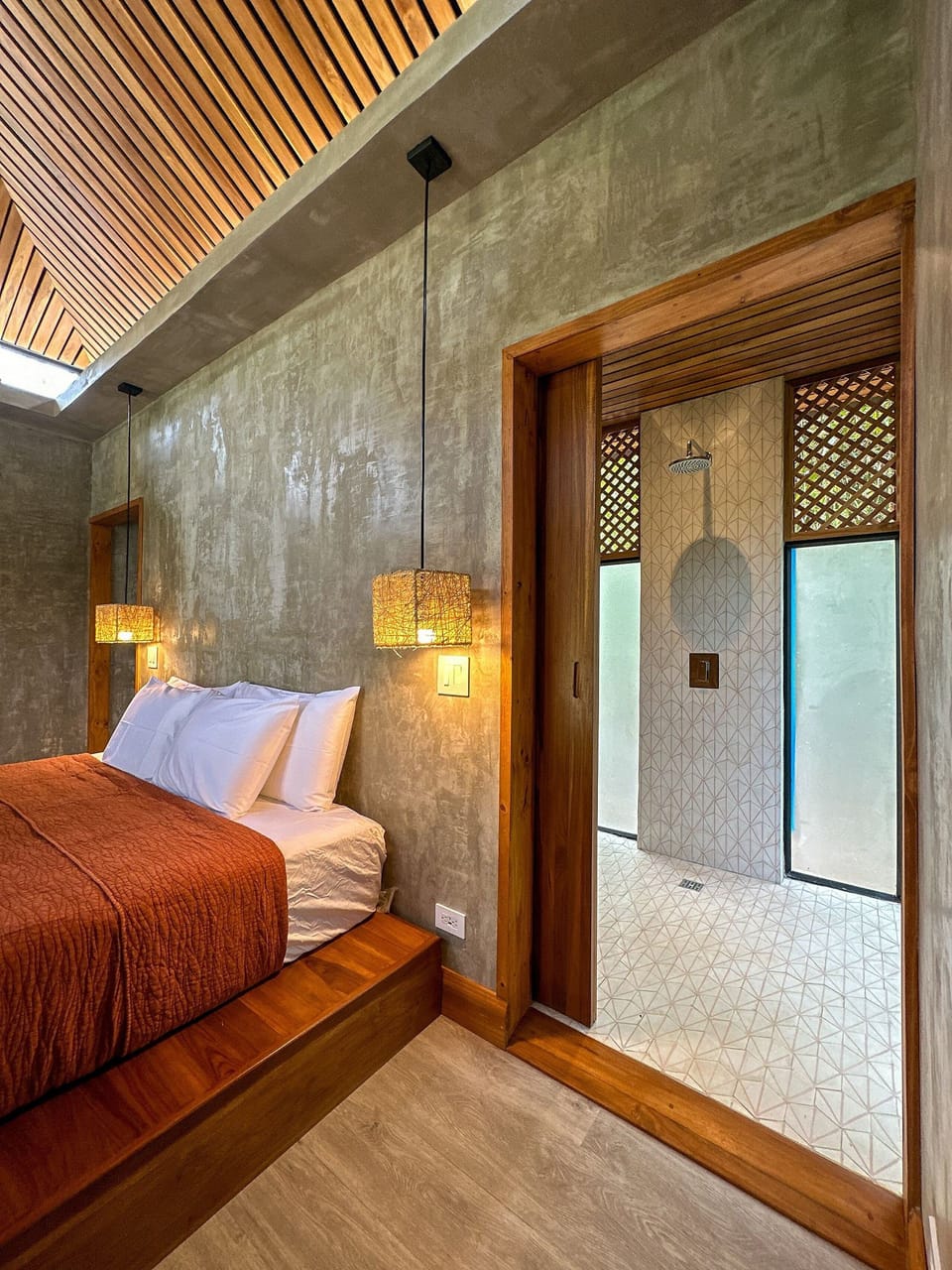 Bungalow | In-room safe, blackout drapes, WiFi (free)