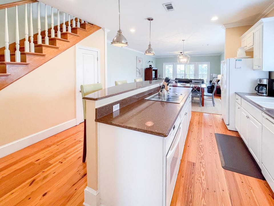 House, Multiple Beds (Club at Cape San Blas A3 - Shell Seek) | Private kitchen | Oven, toaster