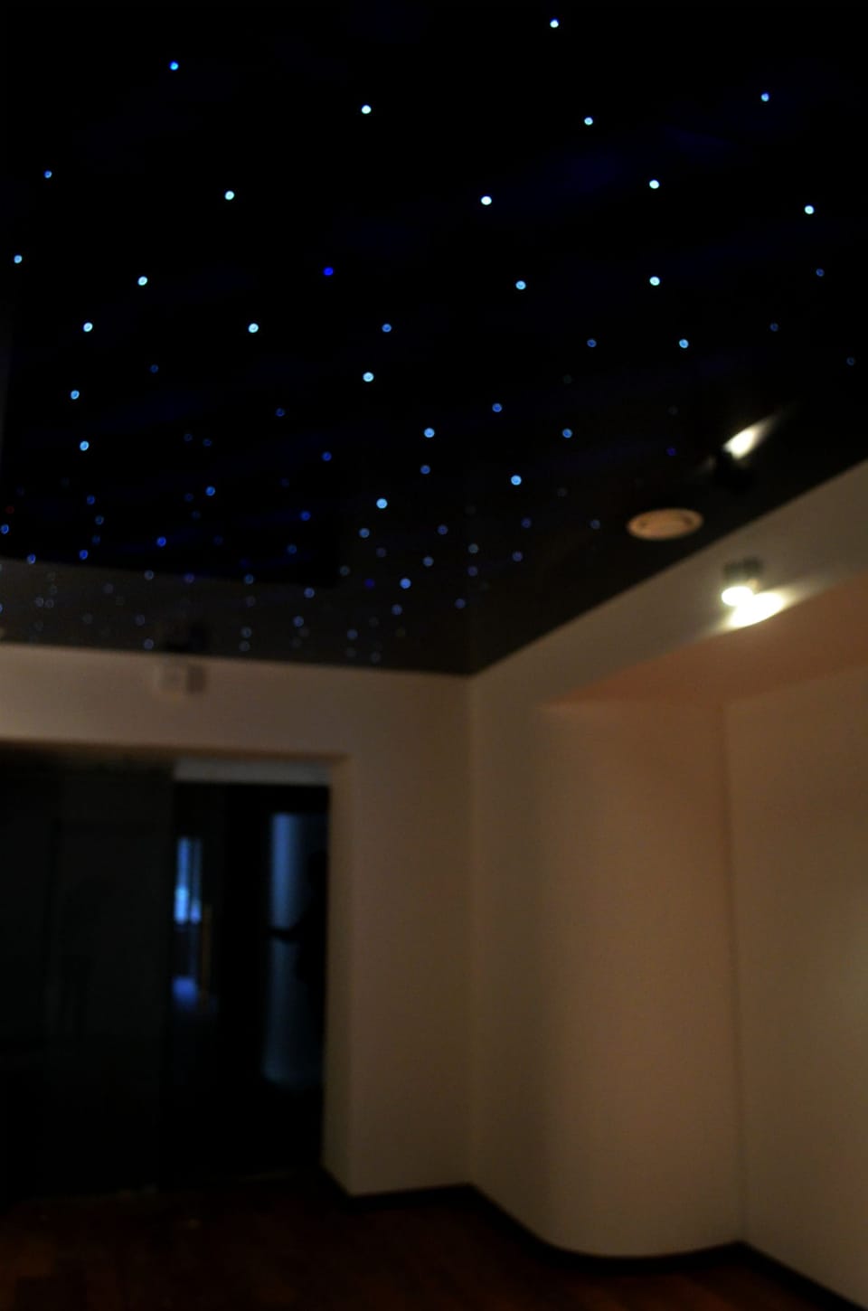 Sauna, hot tub, Turkish bath, body treatments, hydrotherapy