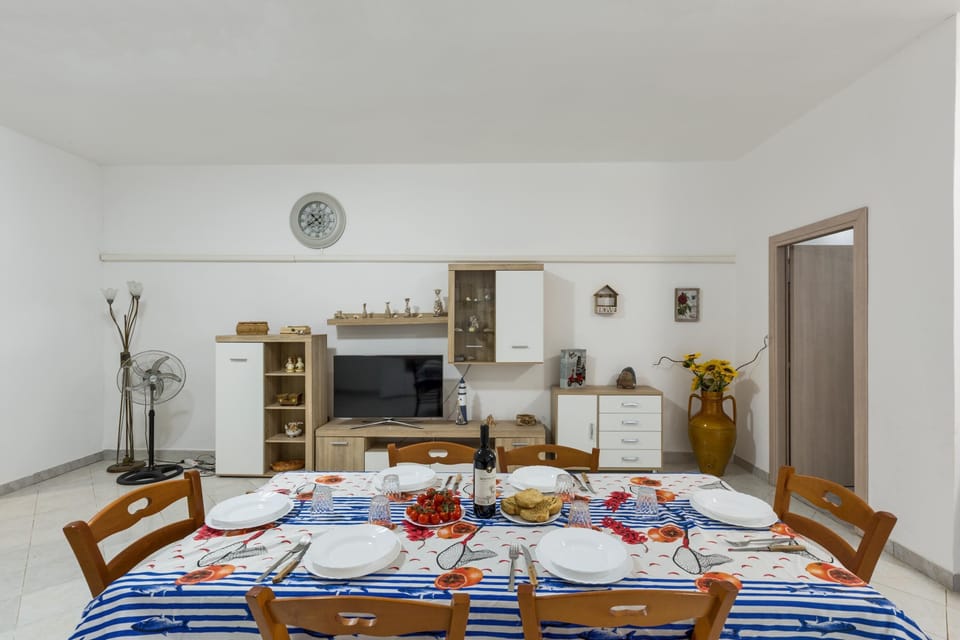 Apartment | Living area