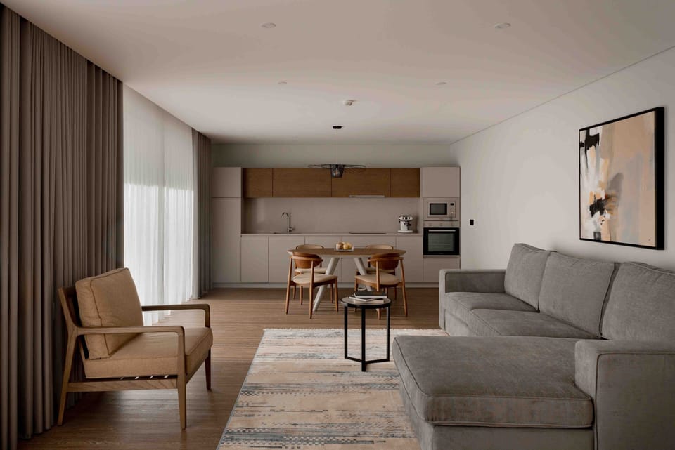 Superior Villa, Balcony, River View | Laptop workspace, blackout drapes, soundproofing, iron/ironing board