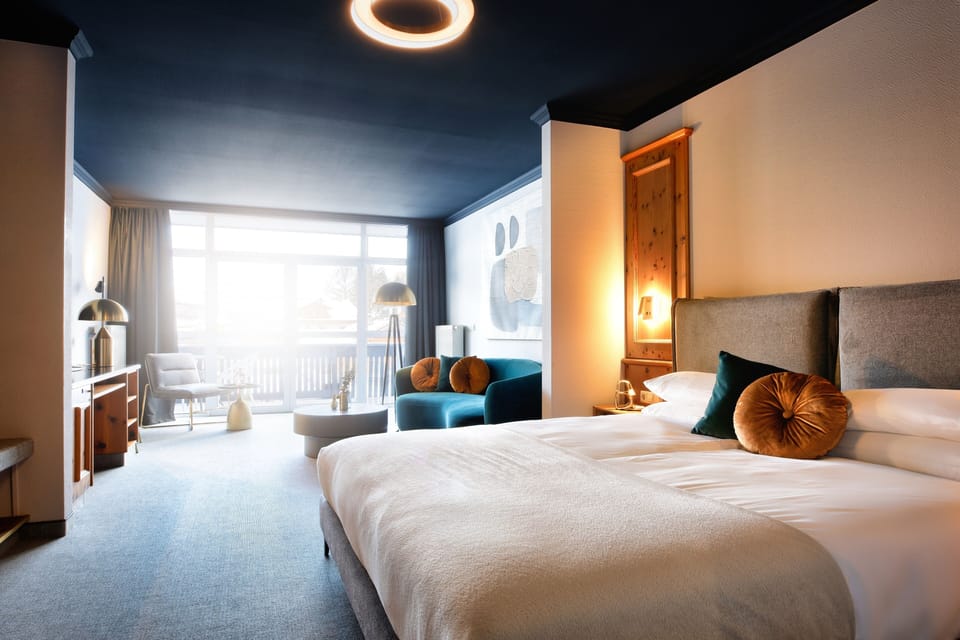 Deluxe Room | Hypo-allergenic bedding, in-room safe, blackout drapes, free WiFi