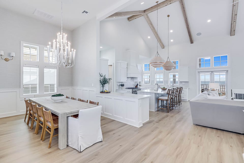 House (6 Bedrooms) | Interior