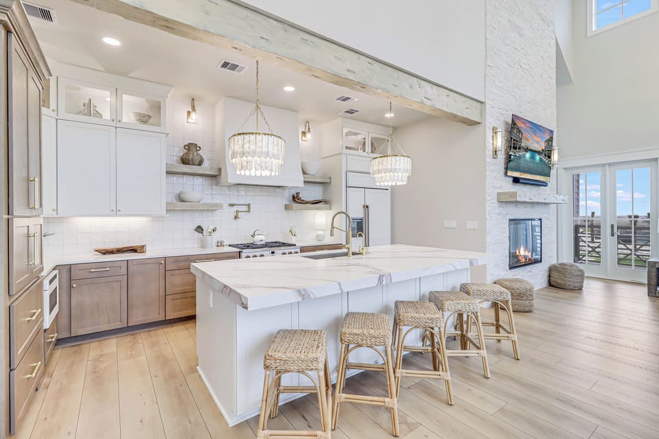 House (6 Bedrooms) | Interior