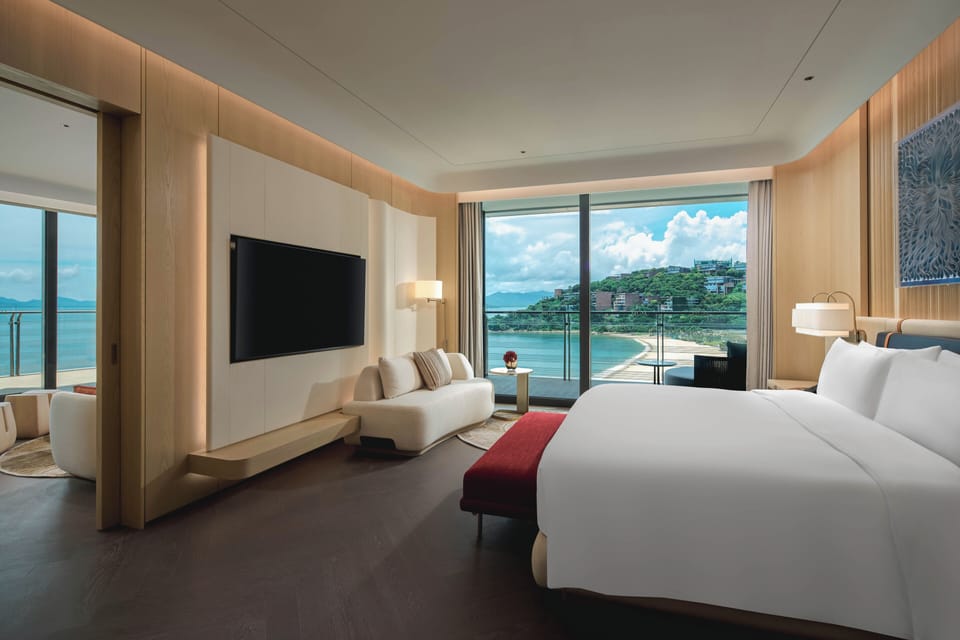 Star & Moon Panoramic Seaview Suite | Minibar, in-room safe, blackout drapes, soundproofing