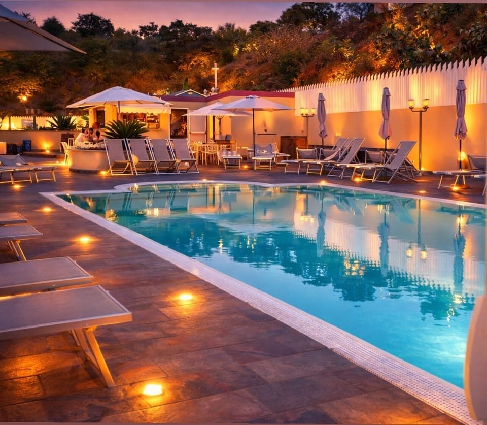Private pool